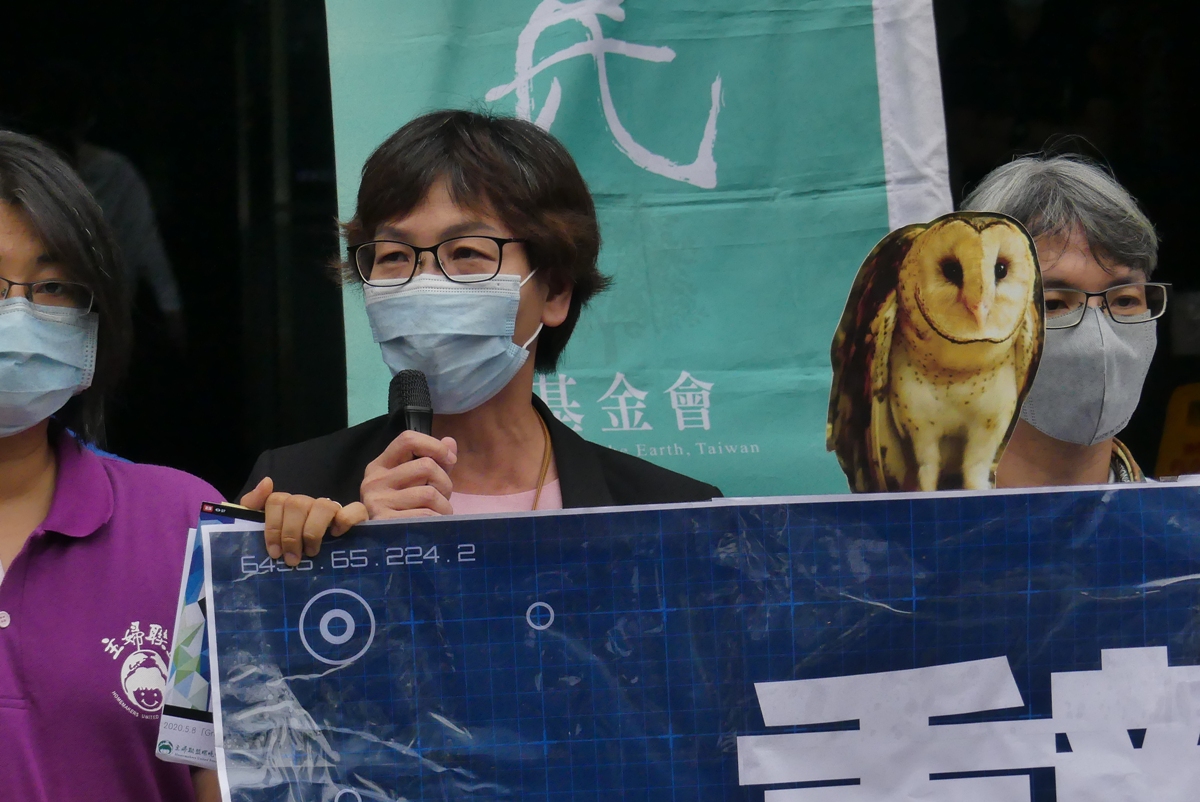 立法委員蔡壁如表示，守護台糖農地，主管機關應從經濟部改為農委會，「大南方、大發展計畫」浮出檯面，未來台糖轉型應該要將土地規畫變得公開透明。